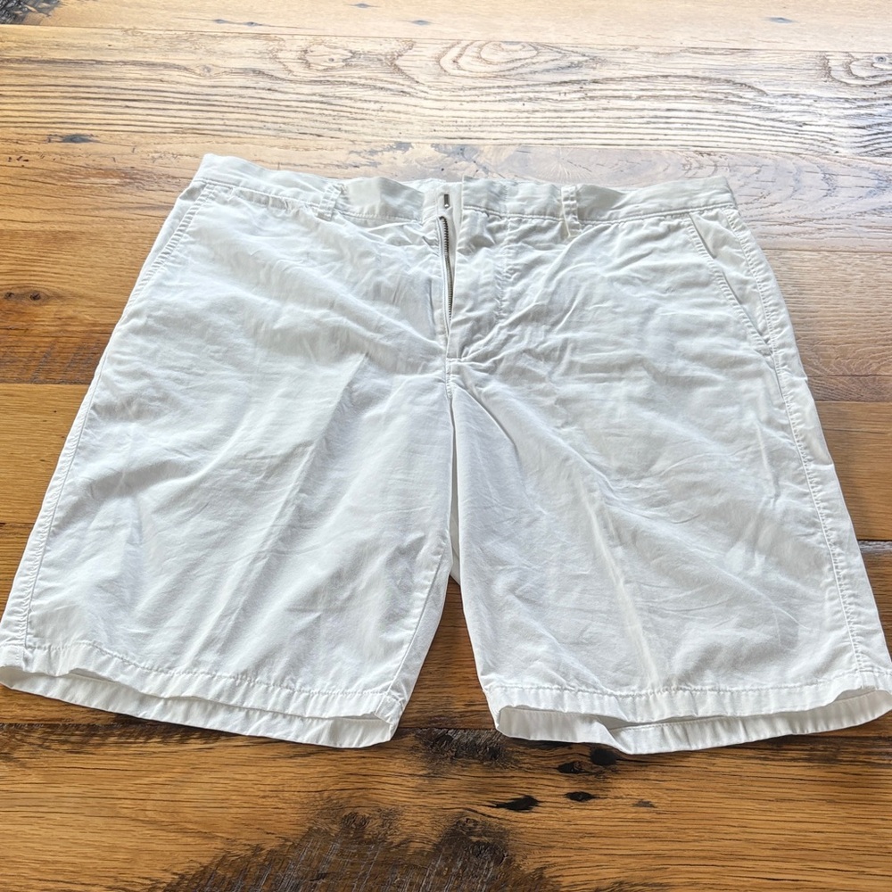 J. Crew White Men's Club Shorts - 35”w 10.5”l